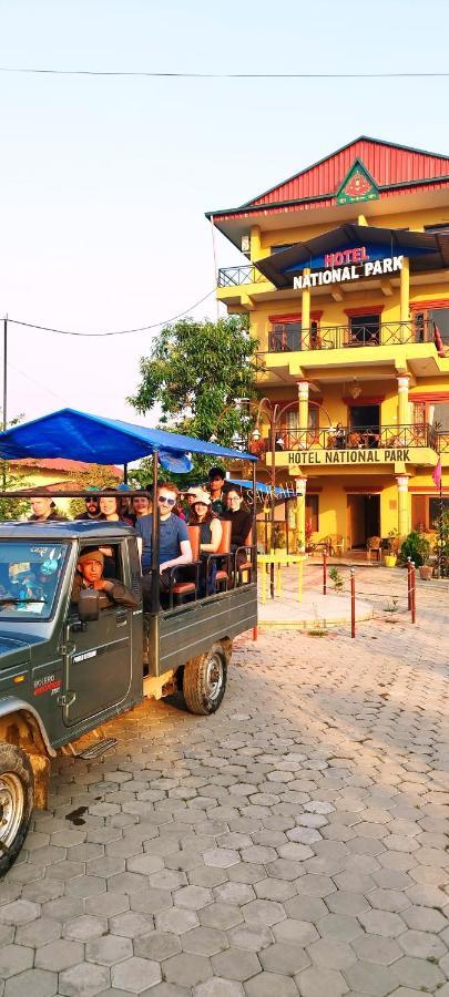 Hotel National Park- A Peaceful Family Home Where You Can Stay Peace And Enjoy And Organize The Wildlife Safari Chitwan Exterior photo